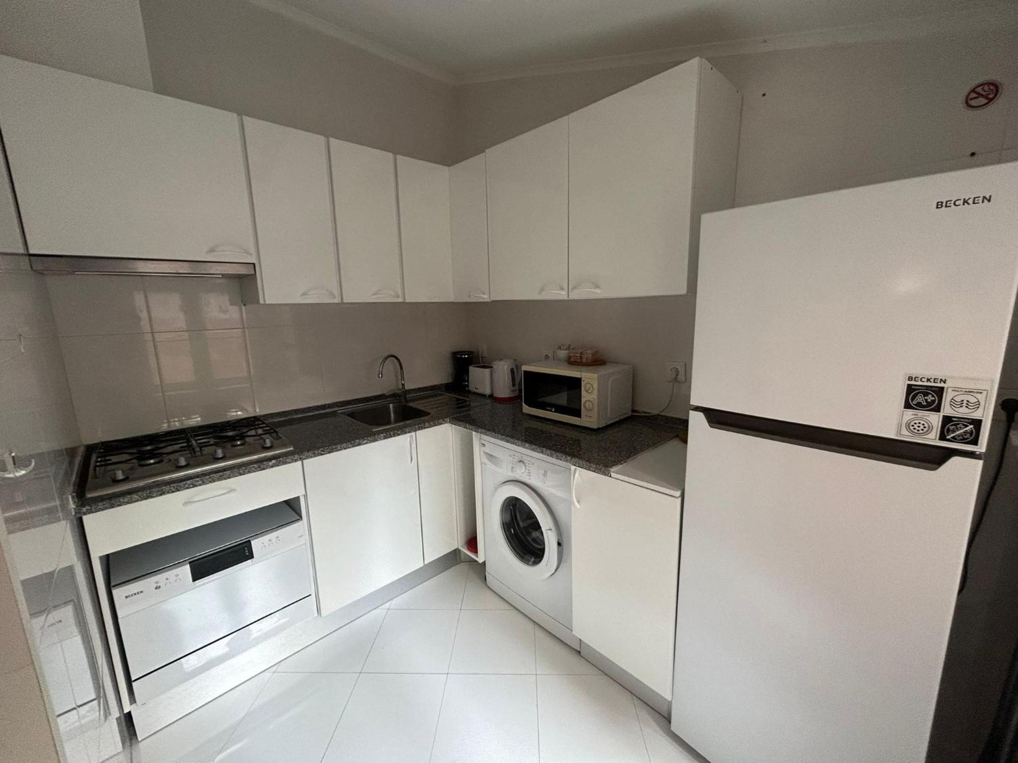 Typical Bica Apartment Lisbon Bagian luar foto